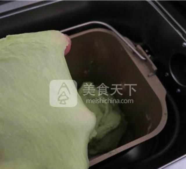  制造|大麦汁制造的吐司面包颜色鲜艳，味道芳香