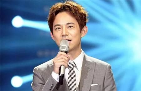 难怪|何老师低调了23年家庭终曝光,网友:没想到这么强大,难怪人脉广