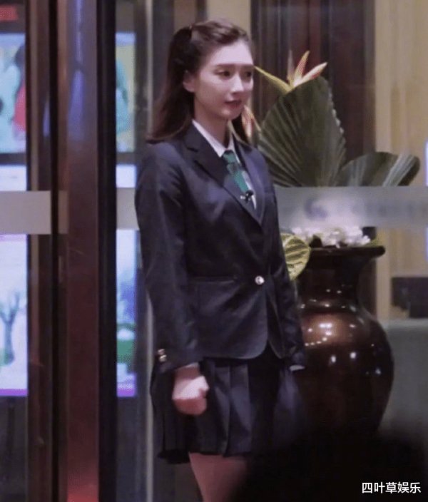  青春|《青春环游记》下期收视稳啦，邀请热播剧女主，学生装重回18岁