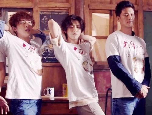  火线|《穿越火线》首播，鹿晗和吴磊谁演得好？一目了然！