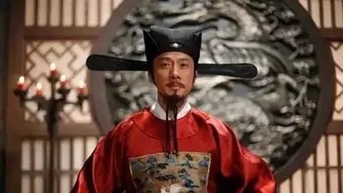 朱棣|靖难胜利后朱棣直奔皇宫，此人拦住他问了句话，朱棣立马转身出城