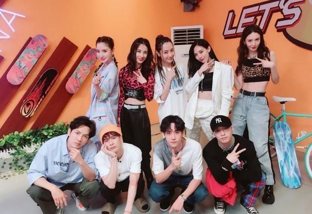  合照|张萌参加《这就是街舞》，晒和王一博的“合照”，却被网友玩坏了