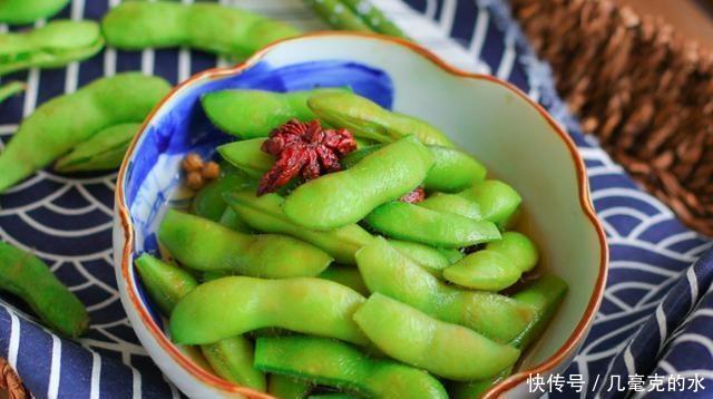  黄豆|直接煮黄豆是不对的，老厨师会教你一个窍门，绿豆翠绿更好吃
