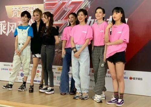  成团|《姐姐》宁静发言引争议，合影被质疑抱团，是你心中的女团吗？
