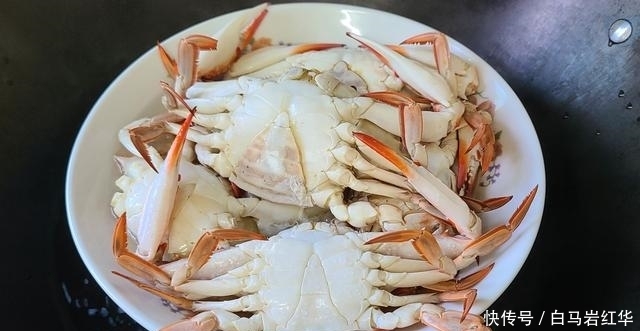 美味|蒜蓉螃蟹的家常做法,很好吃的一道美食,简单美味,想吃就做