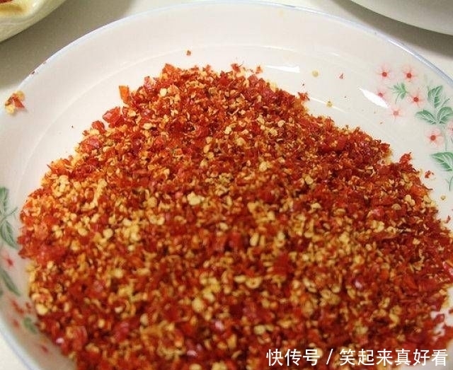  点心|麻辣小风的爪子很容易学，而且很辣。这点心太开胃了