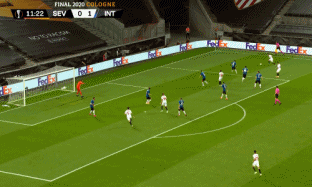 绝杀|伟大的3-2！倒钩绝杀！六冠王今夜诞生，球员+主帅哭成泪人