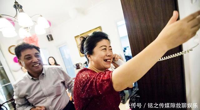 夫妻|新郎接亲途遭车祸致瘫，获赔80万，新娘离婚要分40万！法院这样判