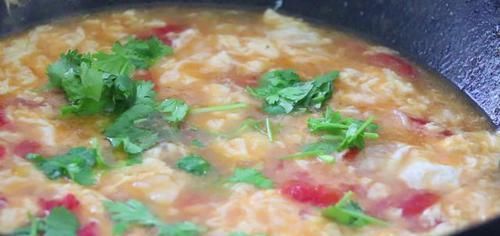  诀窍|教你西红柿疙瘩汤做法，学会这诀窍，口感劲道，一顿2碗不够