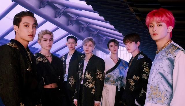 追星|黄旭熙公费追星，偶像是EXO金钟仁，现在和偶像直接成为队友！