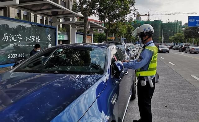 香洲交警|网友的一番留言,竟让珠海街头大量车辆突然消失!街坊纷纷拍手叫好!