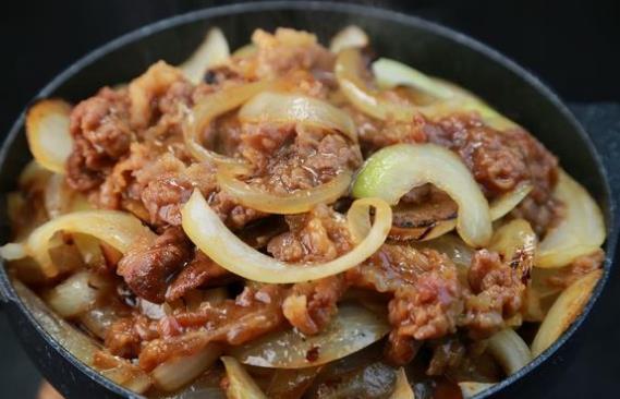 下锅|牛肉下锅前先用这3招处理,炒出来又香又嫩,下酒下饭都特好吃