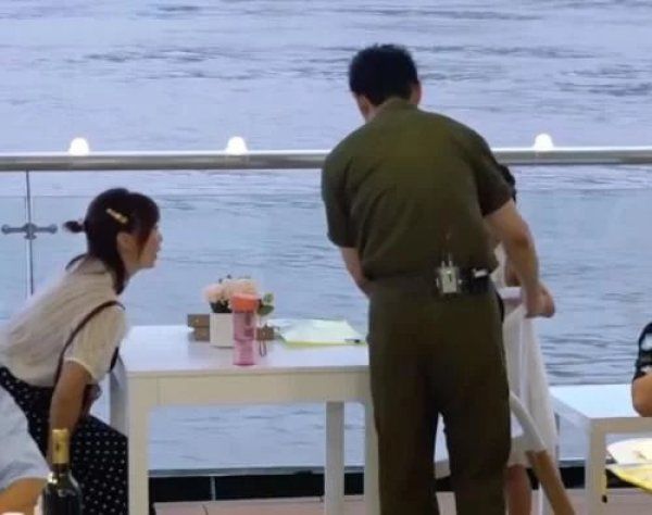  预告|《中餐厅4》预告“移花接木”，张亮潇洒离开，口碑却差点不保