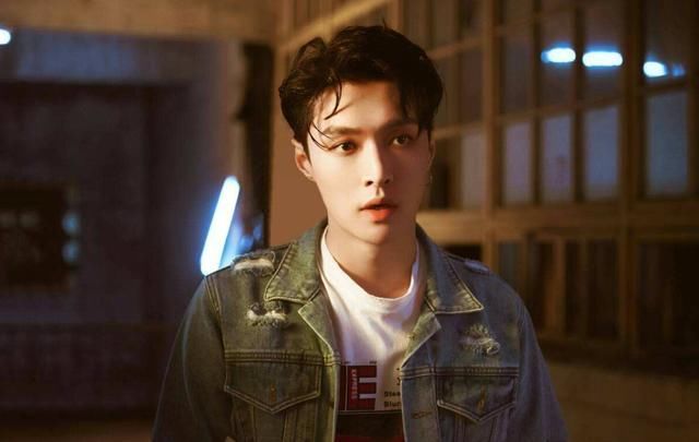  极限挑战|张艺兴退出？迪丽热巴被她顶替？这样的《极挑》你还看吗？