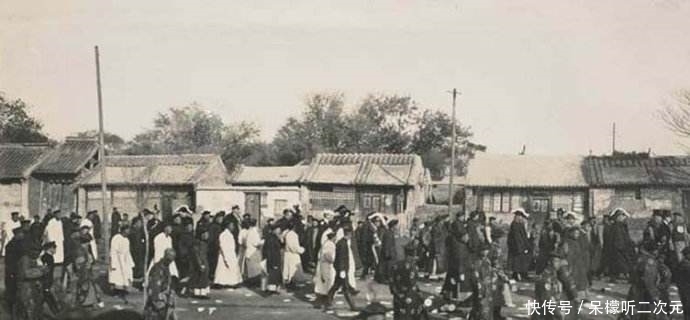 人人|她的葬礼隆重盛大,但是人人却都害怕,只因这诡异的出殡