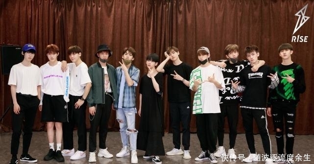 王一博|王一博被抢香菜很无奈,周震南却放言踩烂所有香菜地,这是为何?