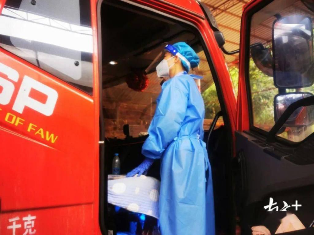 中山边检站|“90后”女警童晓芳 |增援磨憨口岸，节日坚守祖国“南大门”