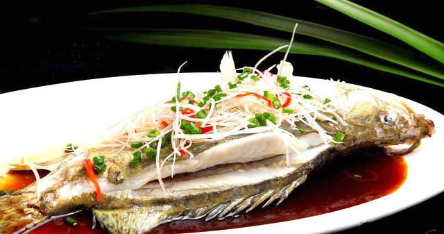  简单|特色家常菜-清蒸桂鱼，肉质鲜嫩有营养，做法简单容易学