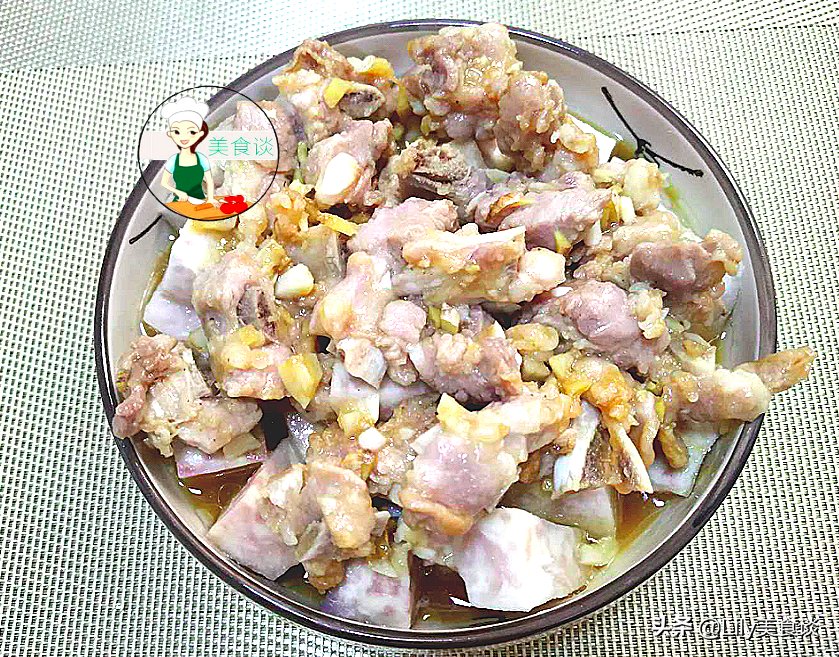 入秋|入秋后,排骨和此是绝配,蒸着吃最香,鲜香营养,大人孩子都爱吃