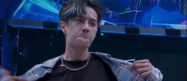  Krump|《街舞3》四位队长Battle, 张艺兴Krump炸场, 观众心疼王一博膝盖