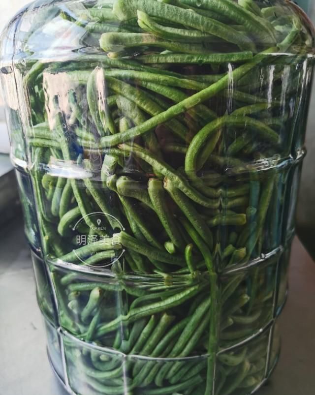  酸豆角|制作泡酸豆角，需要掌握三个要点，豆角酸脆味道纯正