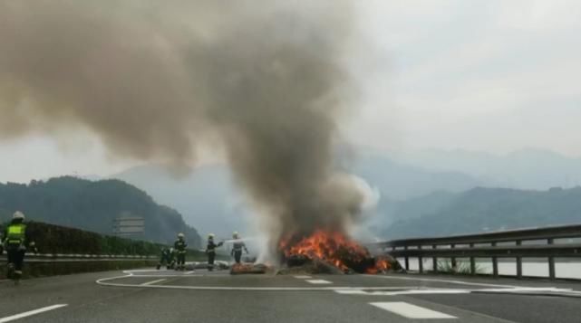  高温|高温开车需谨慎，一不小心百万巨款就没了！