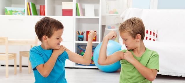 和睦|二孩和睦全靠“一碗水端平”？不，“合作关系”才是二宝友爱之道