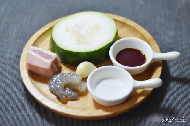 炒炒|夏天吃它最为应季,翻翻炒炒就能出锅,简单快手又好吃