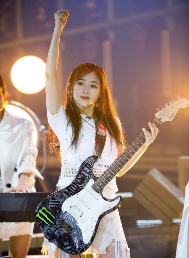 宁静|《浪姐》成团之夜并不完美,黄龄再次得罪宁静,疑似要解散!