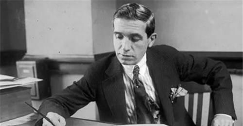 心甘情愿|他曾设计一简单骗局,富豪心甘情愿被骗,涉案金额高达600亿美元