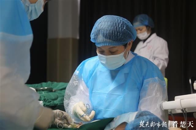 专家团|“2020湖北儿童健康行”走进黄冈，患者享受专家团诊疗