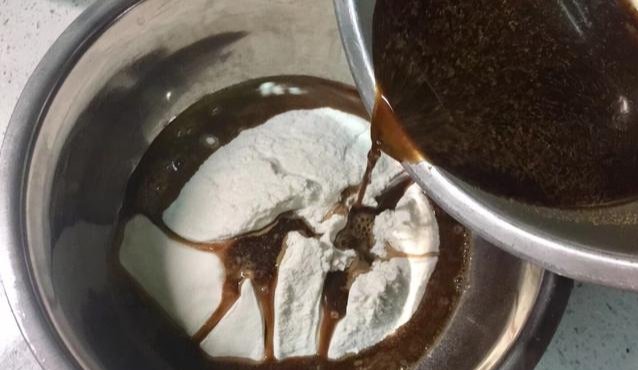  做成|红糖发糕怎么做? 我来教你做! 保你做成美味又可口的红糖发糕!