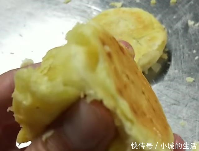 大包|大包酥做的小酥饼好吃到爆,层层酥脆直掉渣,省事快捷香甜不腻
