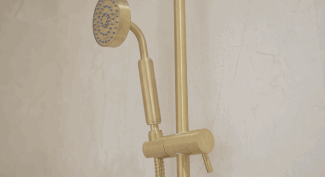  顶级|坐拥泰晤士河一线景观，1000万的伦敦顶级公寓有啥不一样？