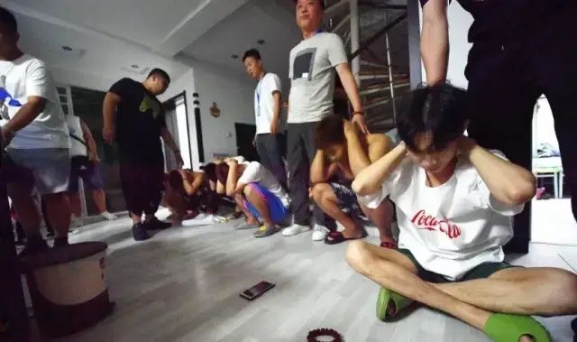 大汉|什么？我的“紫萱老婆”竟然是抠脚大汉？