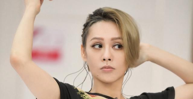  参赛选手|网曝《浪姐》总决赛没有观众，姐姐们自己决定要不要成团