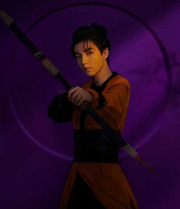  古风|TFBOYS最新写真，全员古风造型，这一次王俊凯凭借发型取胜