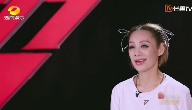  投奔|蓝盈莹野心大遭人嫌！投奔宁静，五人组里4位姐姐不爱搭理她