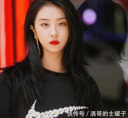 节目|赵小棠因表演顶碗舞登热搜!网友:实力终于被认可了!为你开心!