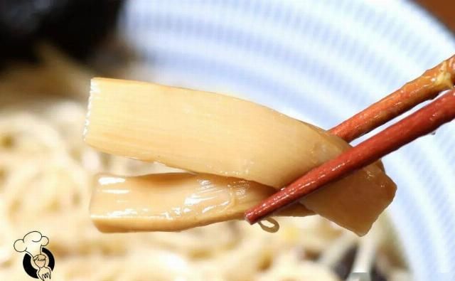  进去|纽约第一家日式油泼面+宝藏小酒馆新张！进去的居然都被上了一课？