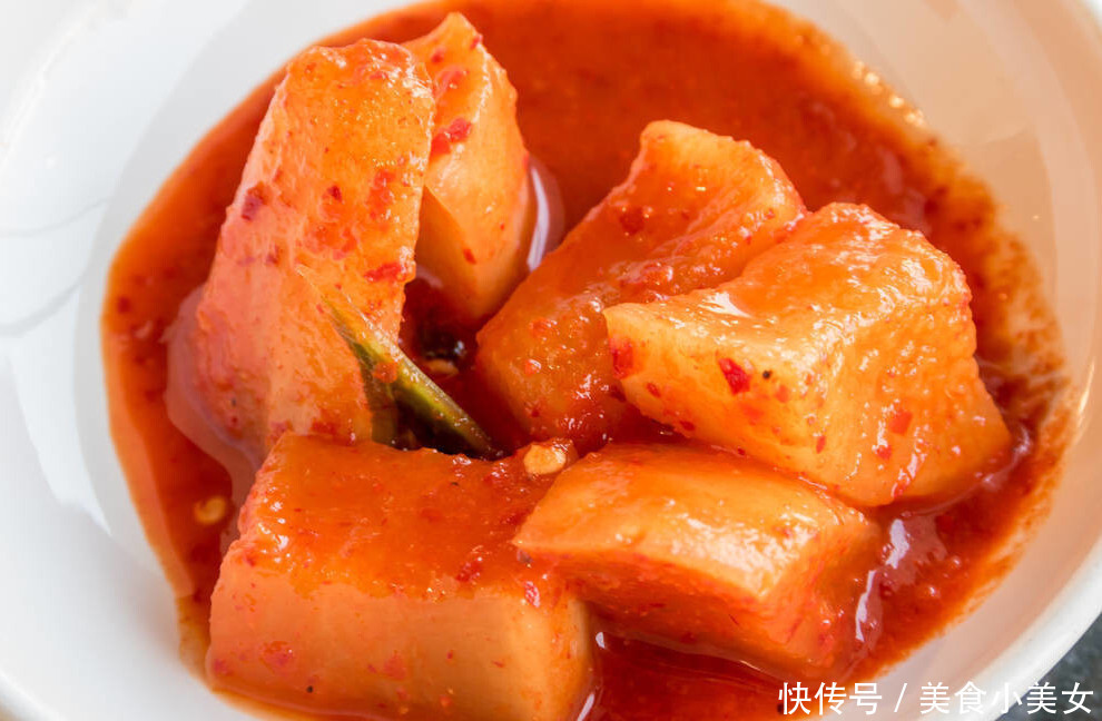 倒入|天冷多吃萝卜,教你5种萝卜好吃做法,美味又营养,别错过