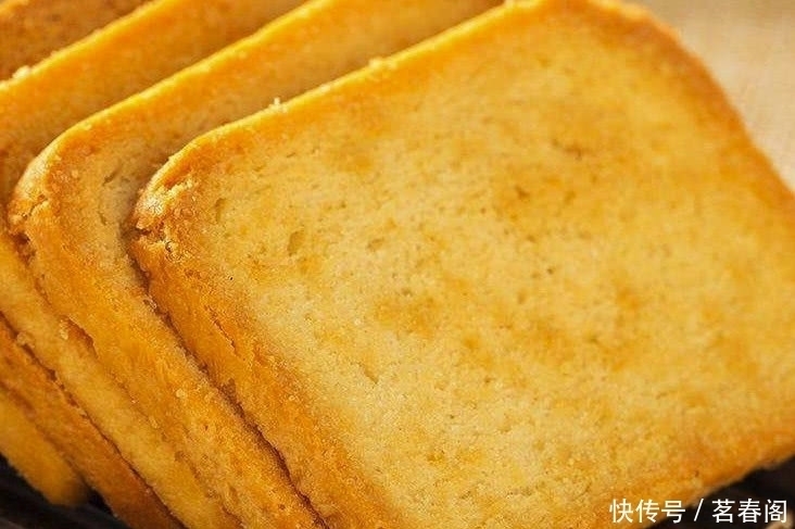 东西|假如让你免费逛一次超市,7种零食只能选2样,我赌你选3和5