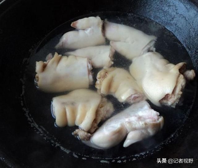 猪脚|猪脚炖不烂?厨师说漏嘴:只需一点“它”,又软烂又入味,还不腥