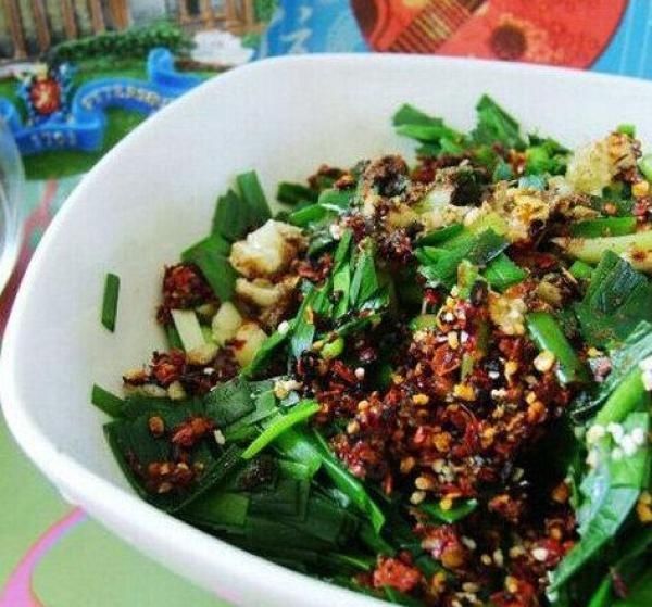  食谱|精选食谱咖喱豆腐，黄豆酱炖排骨，辣炝春韭的做法