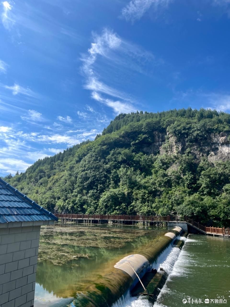 初秋的南部山区，天蓝水绿风光美