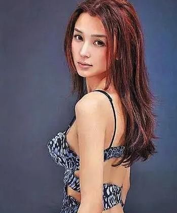 无边|从清纯少年到无边浪子，细数王思聪的十几段隐秘情史