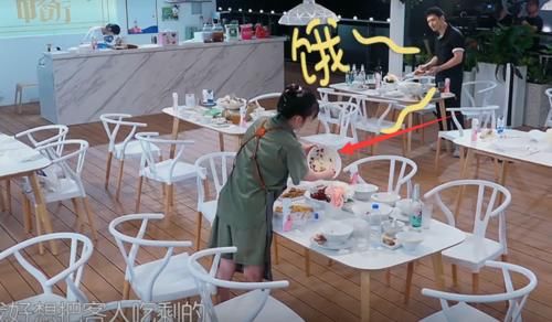  店长|黄晓明做店长，赵丽颖身兼数职，而最累的却是她，哪里用往哪里搬