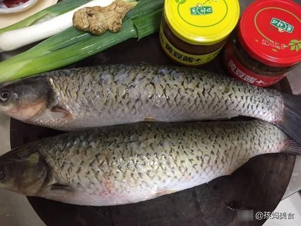  骨头|入秋之后，吃鸡吃鸭不如吃这鱼，酥到骨头一起吃，越嚼越香越想吃