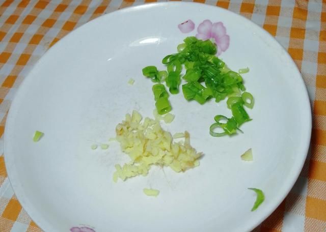 美味|麻婆豆腐简单又好吃的家常做法，麻辣鲜香，嫩滑不碎，美味更下饭