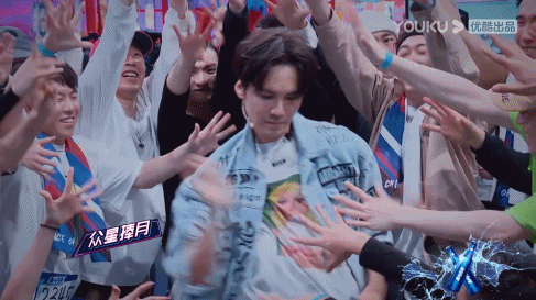  豆瓣|看完这段热搜第一的街舞，我说这良心国综豆瓣9.1都太低